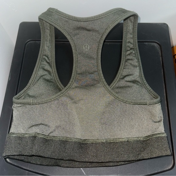 Lululemon green sports bra size 0 - Picture 2 of 2